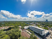 NEW Front Ocean View! Wrap-around Balcony. Free Pool, Park. Hotel Arya, Miami