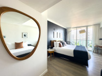 Luxury Double King Room + Sofa Bed Queen